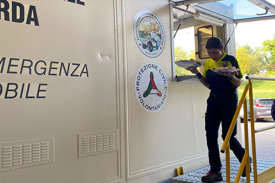 zato civil protection basso garda mobile kitchen-2